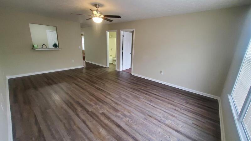 1114B Micha Way - Photo 3 of 24