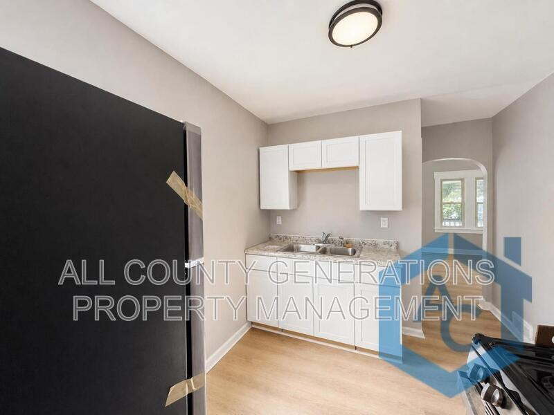 3429 E 114th St - Photo 2 of 15