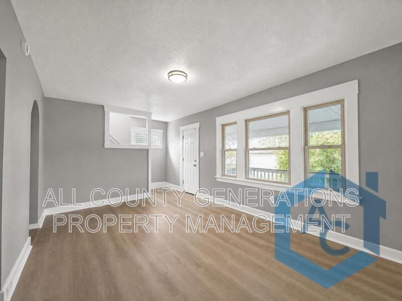 3429 E 114th St - Photo 4 of 15