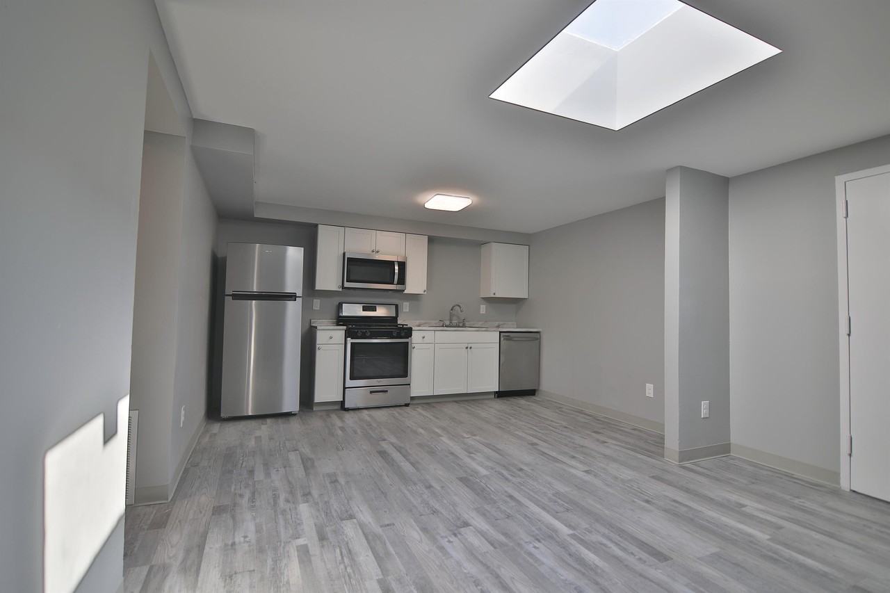 1100 Lincoln Highway - Photo 3 of 12