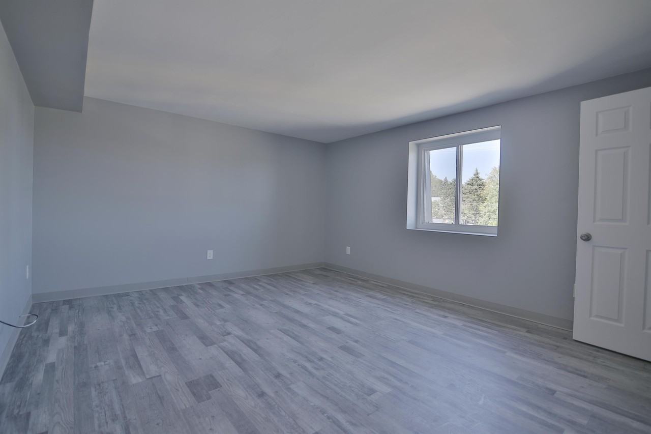 1100 Lincoln Highway - Photo 4 of 12