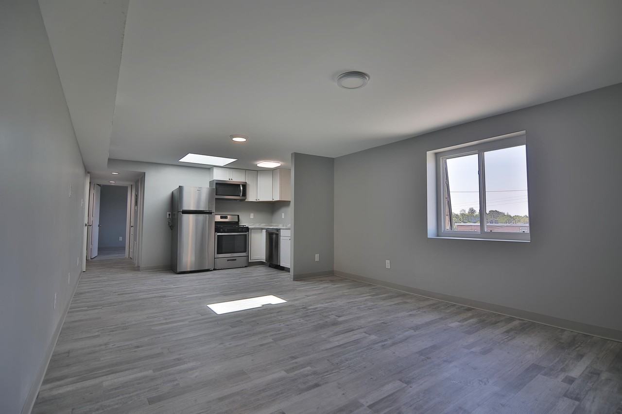 1100 Lincoln Highway - Photo 7 of 12