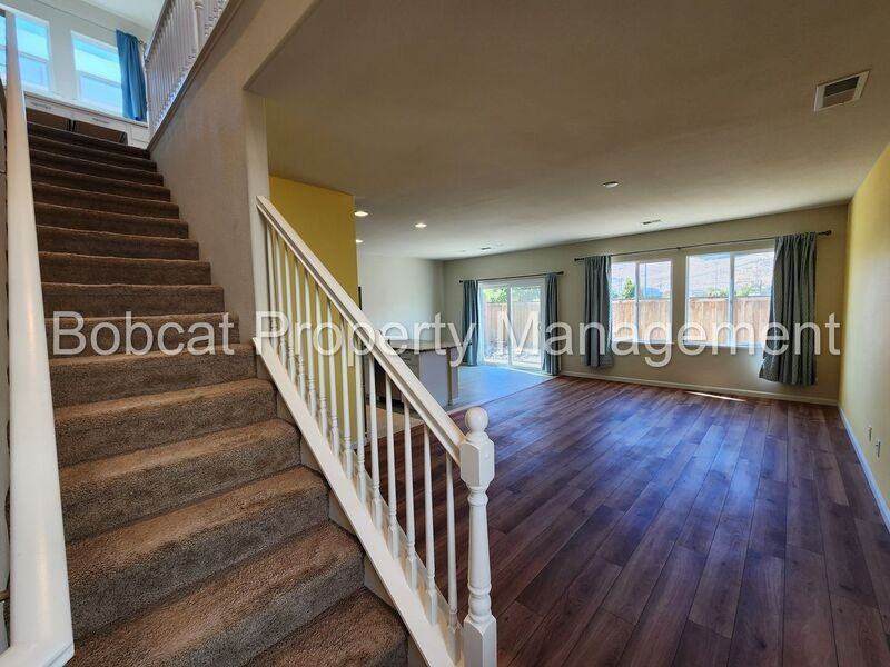 2436 Pintail Dr - Photo 4 of 36