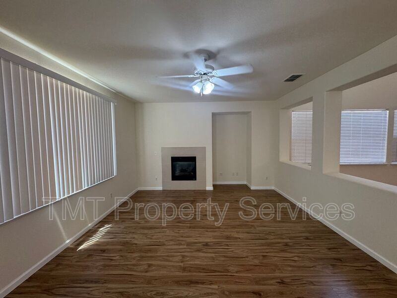 9654 Little Harbor Way - Photo 5 of 20