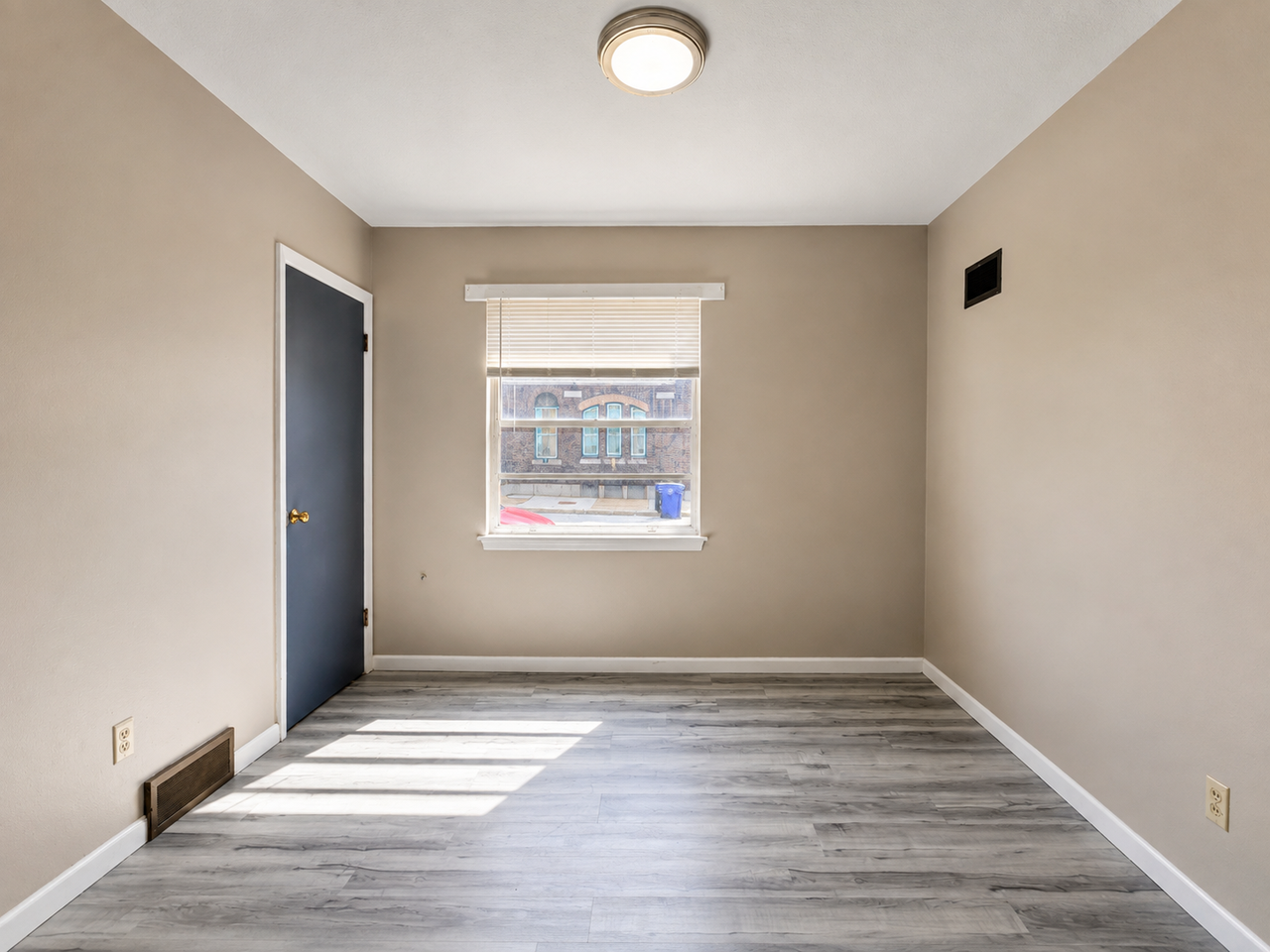 3100 Arsenal Street - Photo 5 of 10