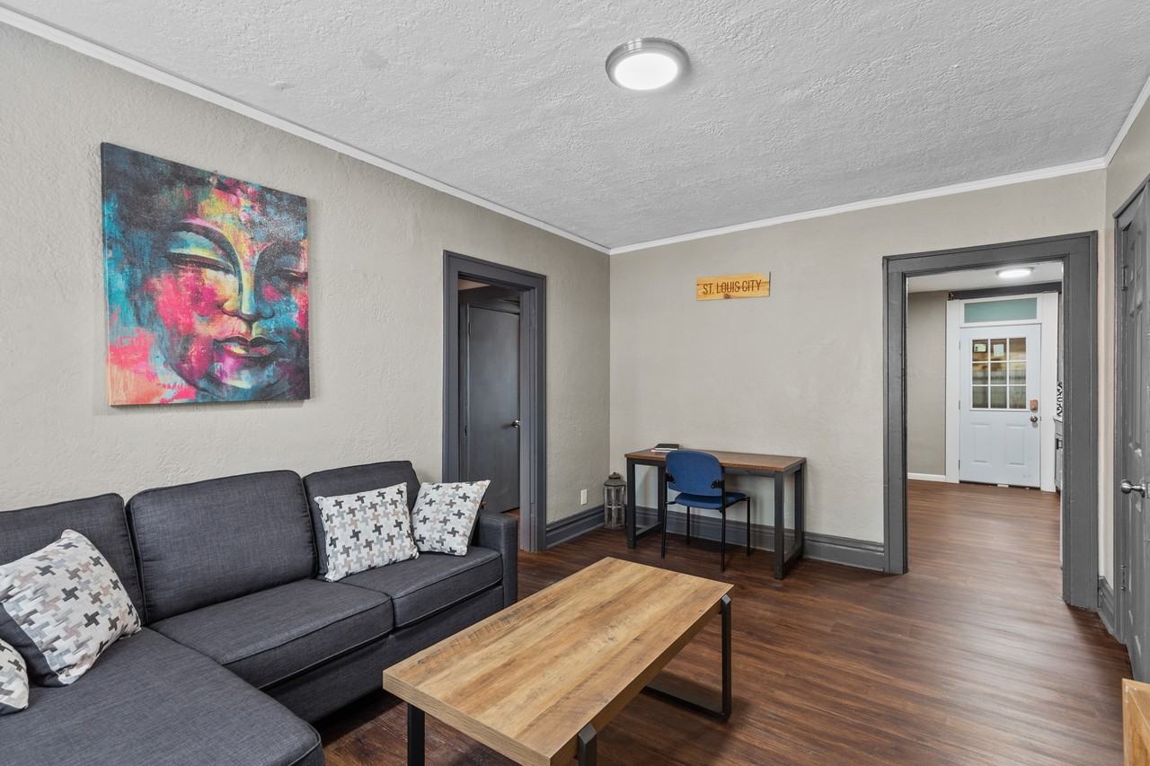 4308 Wallace Street - Photo 3 of 10