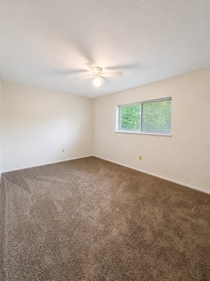 2601 Tyrell Drive - Photo 3 of 9