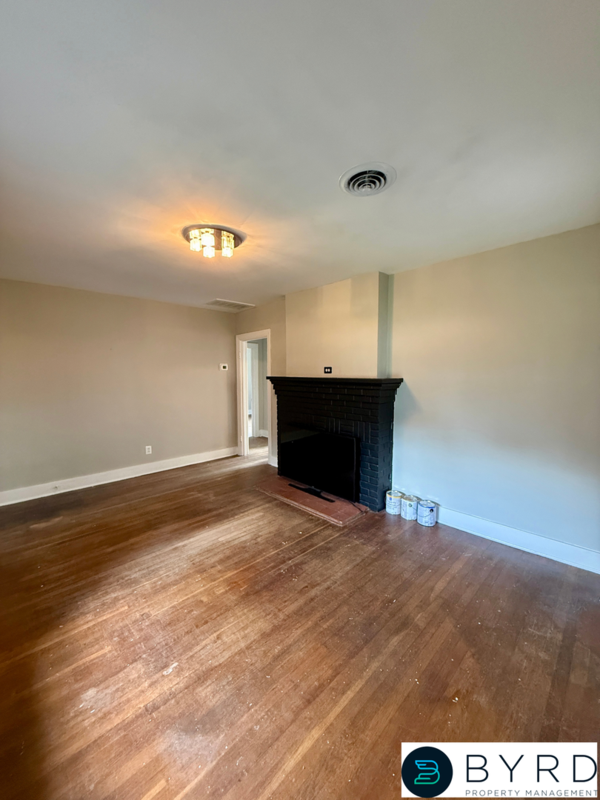 2125 Clarke St - Photo 5 of 14