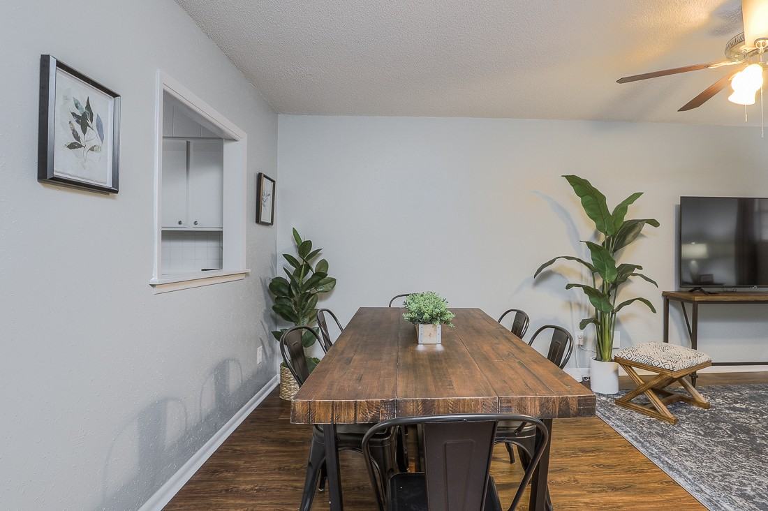 8325 & 8327 Lowell Avenue - Photo 7 of 24