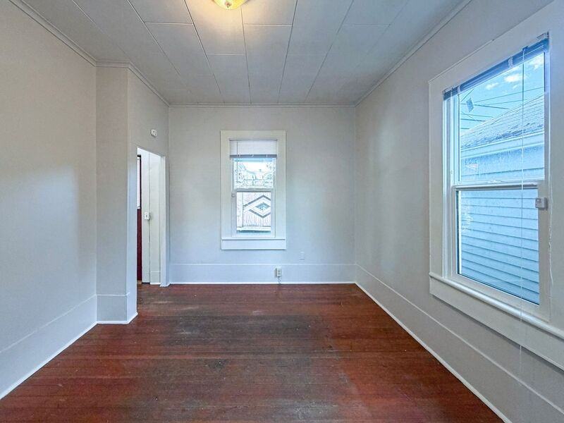 1273 Patterson Aly #A - Photo 3 of 36