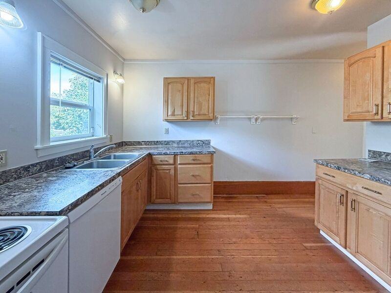 1273 Patterson Aly #A - Photo 4 of 36