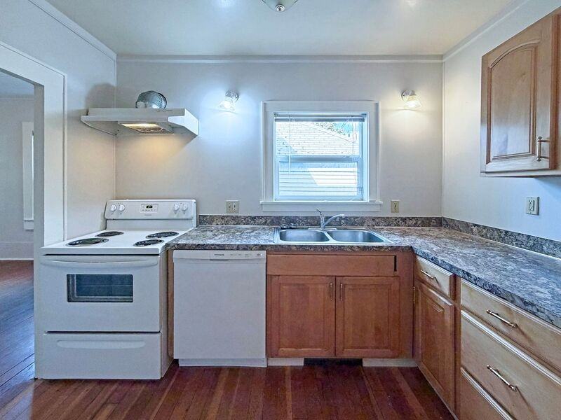 1273 Patterson Aly #A - Photo 6 of 36