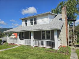 featured image of 515 E High St