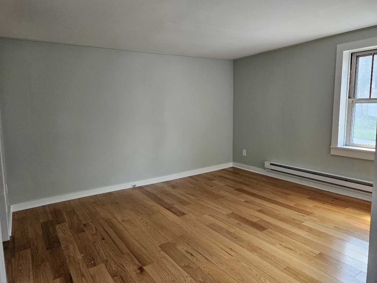 515 East High Street - Photo 7 of 14