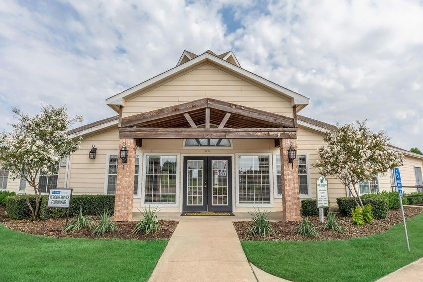 Oak Meadows Townhomes - Photo 5 of 48
