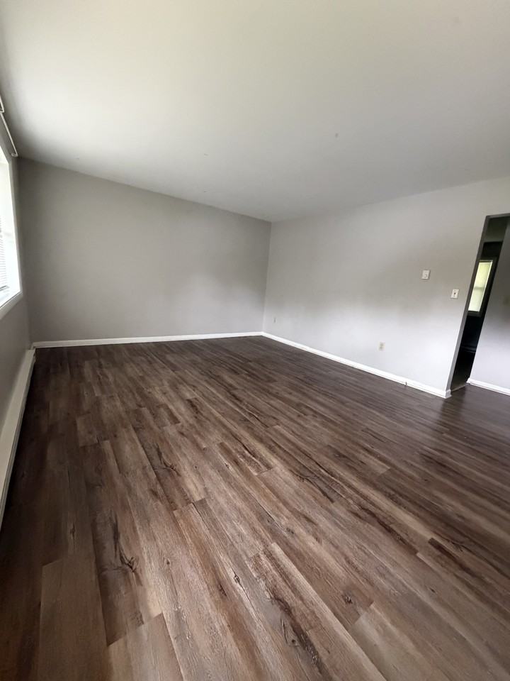 North U.S. 15 - Photo 2 of 16