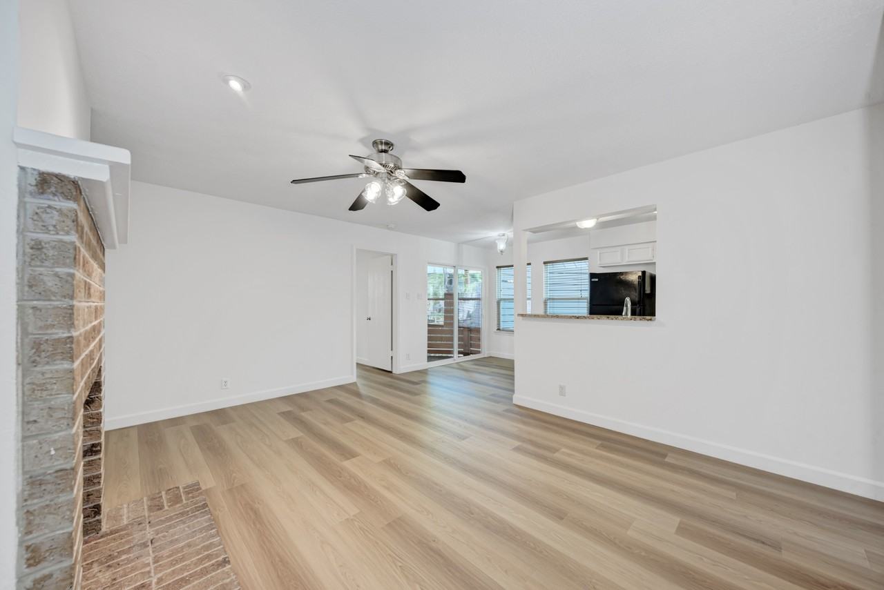 2106 Nickerson Street - Photo 3 of 38