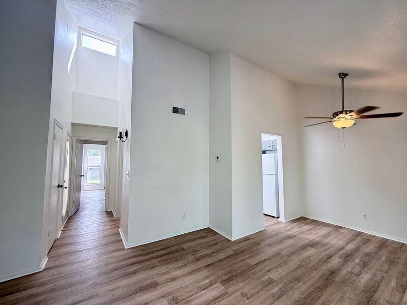 11359 Calico Dr - Photo 2 of 10