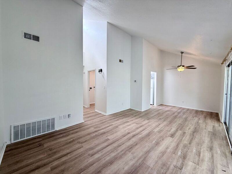 11359 Calico Dr - Photo 3 of 10