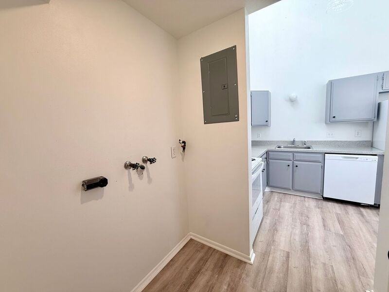 11359 Calico Dr - Photo 6 of 10