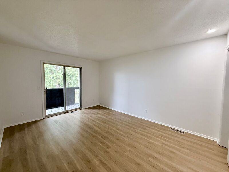 3309 E 113th Ter #B - Photo 6 of 12