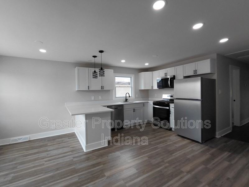 6607 Nebraska Ave - Photo 3 of 12
