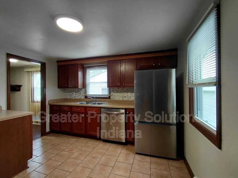2627 W 84th Pl - Photo 3 of 8