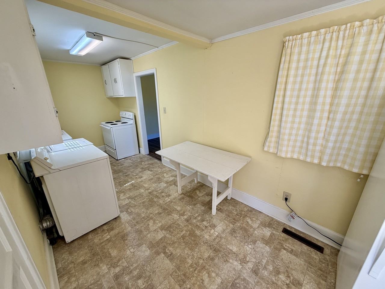 169 Keys Ferry Street - Photo 3 of 13