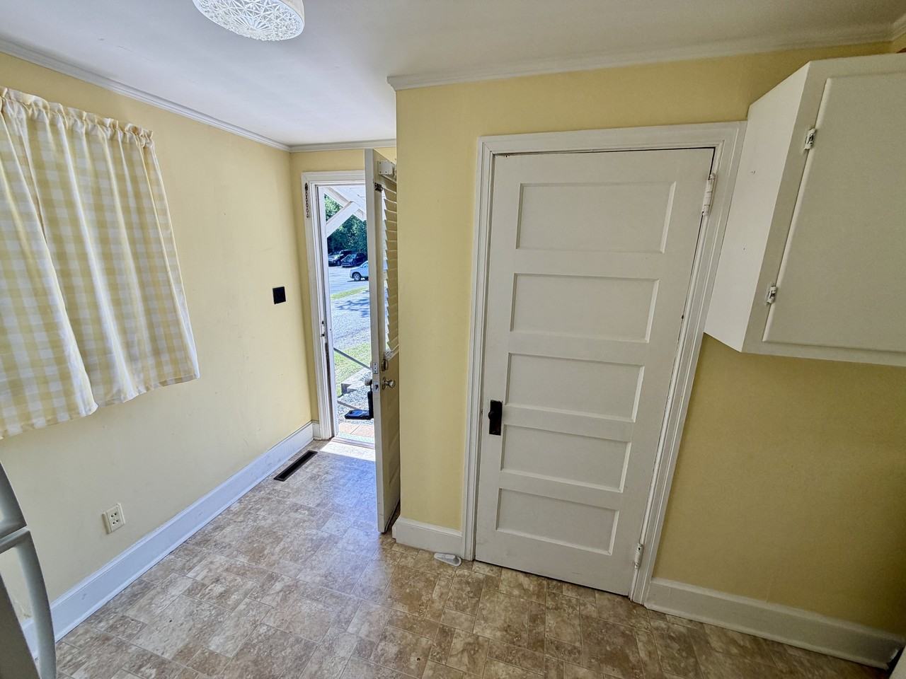 169 Keys Ferry Street - Photo 5 of 13