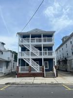 featured image of 233 E Garfield Ave