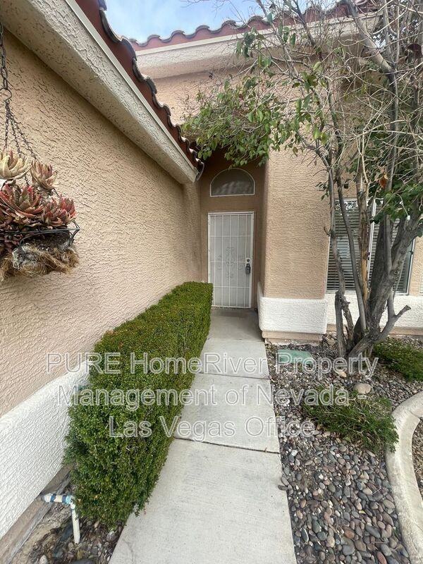 4500 Cielo Ln - Photo 4 of 50