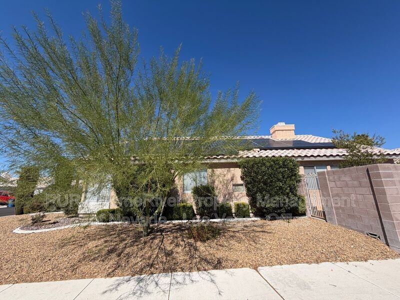 4500 Cielo Ln - Photo 6 of 50