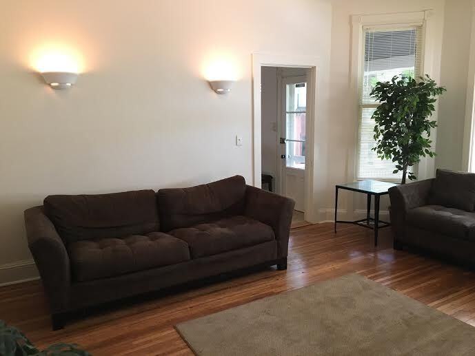 109 Dewitt Place - Photo 7 of 50