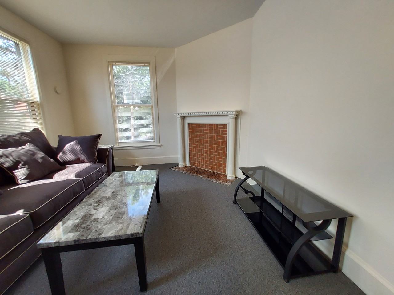 307 Stewart Avenue - Photo 4 of 50