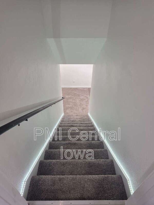 8938 Primo Ln - Photo 7 of 18