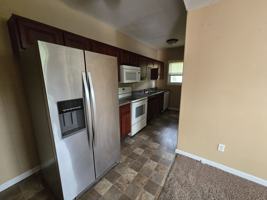 featured image of 300 W Breckenridge St