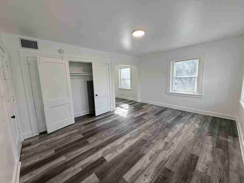 701 W Maple Ave #2B - Photo 4 of 8