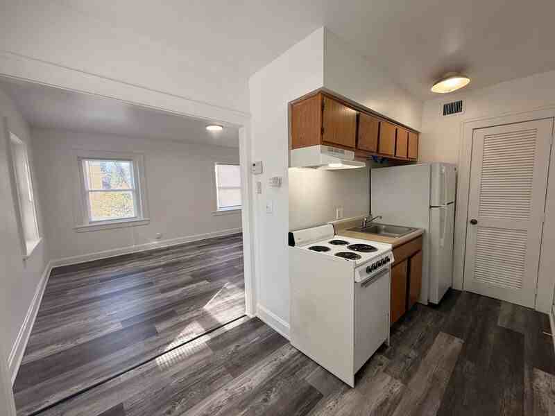 701 W Maple Ave #2B - Photo 5 of 8
