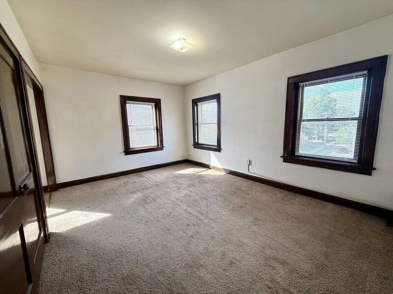 625 W Maple Ave #3B - Photo 4 of 7