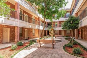 featured image of 1811 South Blvd