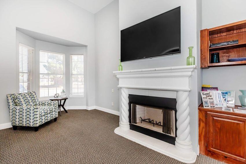 Sycamore Pointe Townhomes - Photo 4 of 49