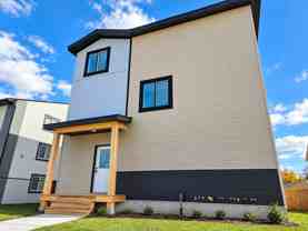 11135 Groat Rd Nw #UPPER - Photo 1 of 1