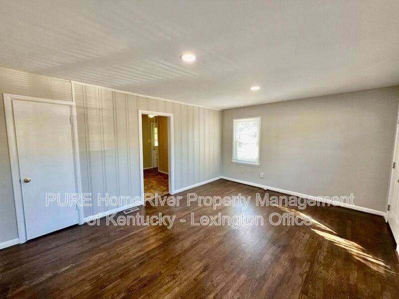 667 Valley Dr - Photo 3 of 22