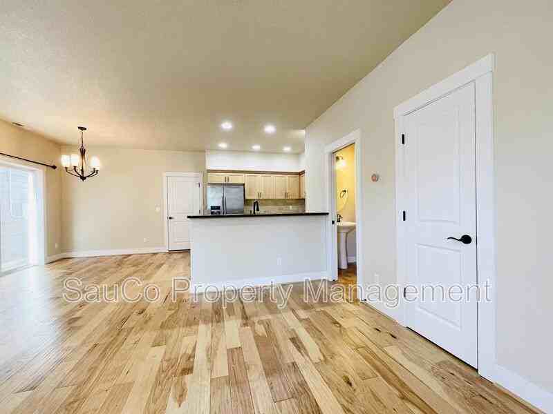 431 Sw 204th Ter - Photo 6 of 24