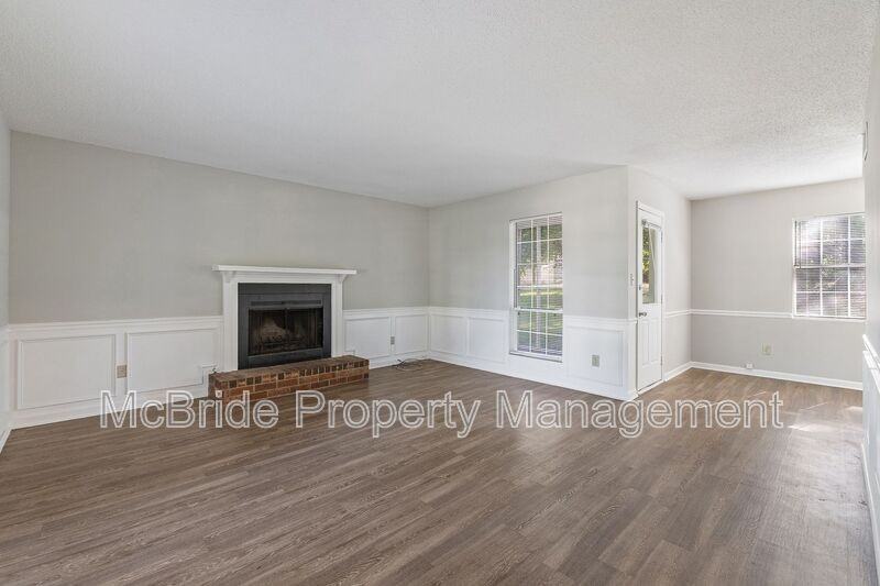 531 Travis Ct - Photo 6 of 35