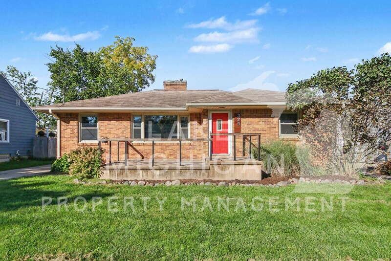 329 Alten Ave Ne - Photo 2 of 22