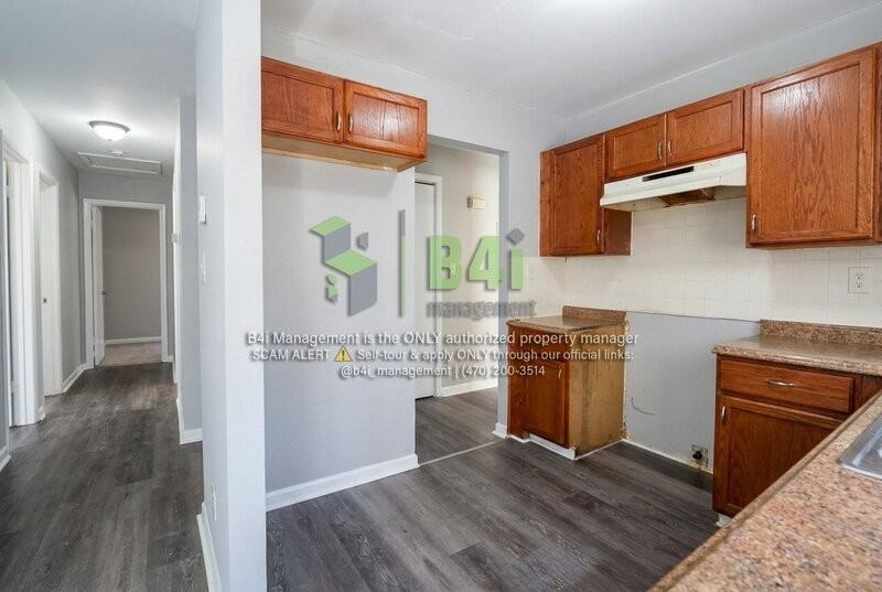 179 Ruzelle Dr Se - Photo 3 of 15