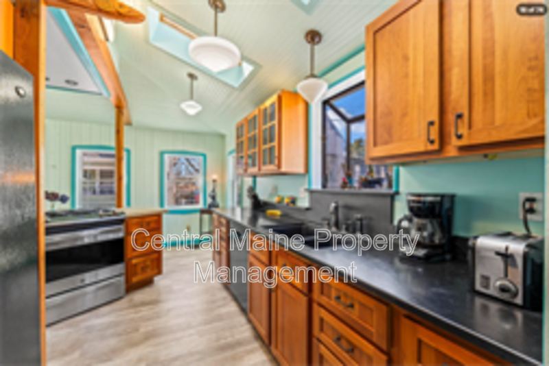 62 Evergreen Ave - Photo 2 of 15