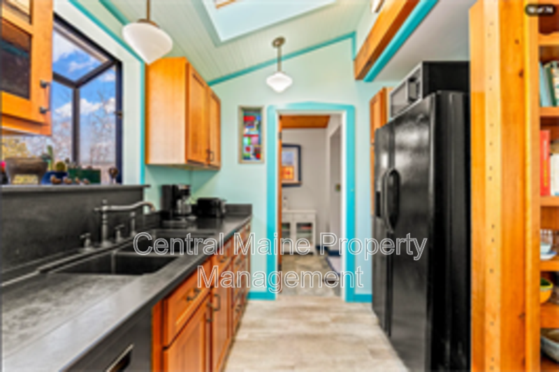 62 Evergreen Ave - Photo 3 of 15