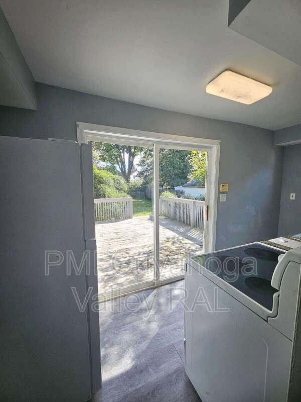243 19th St Nw - Photo 5 of 22